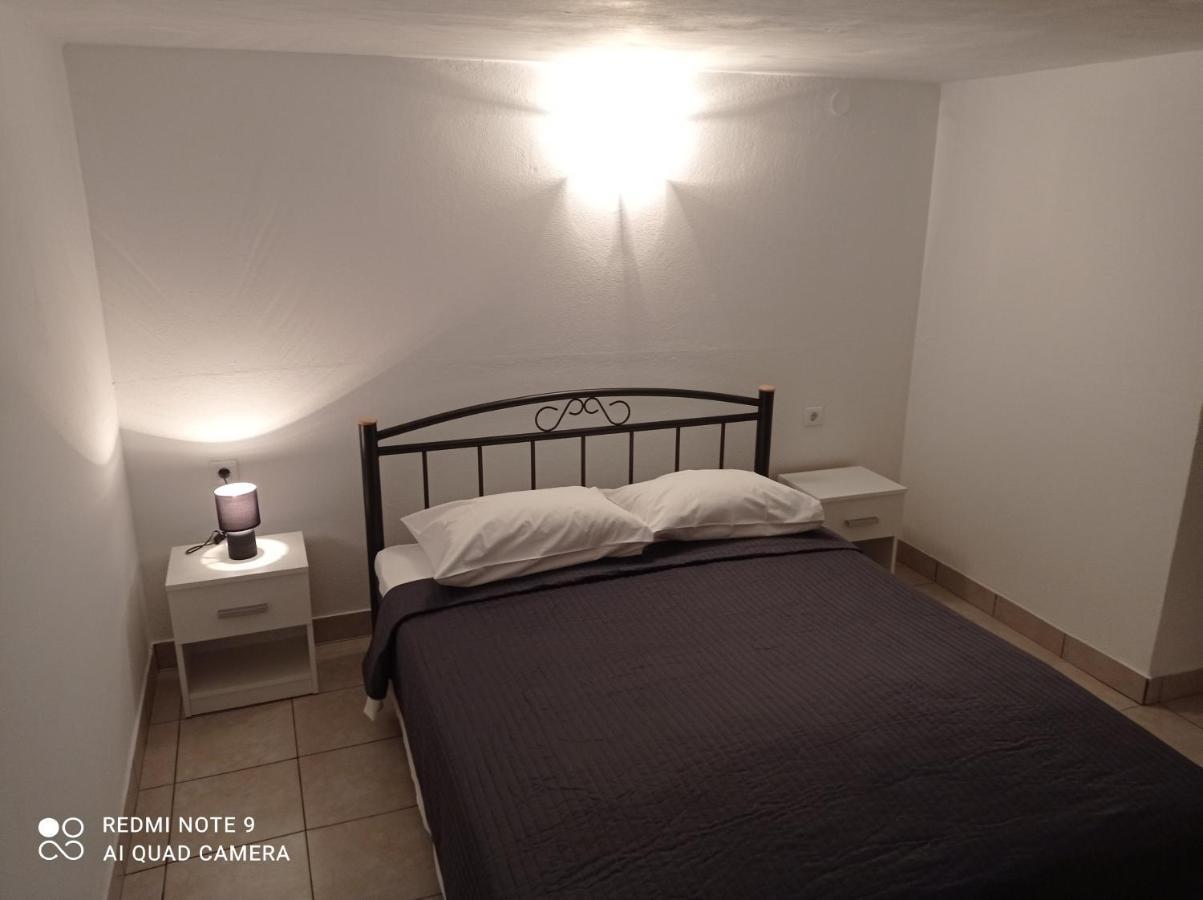 Studio apartman Premantura Esterno foto